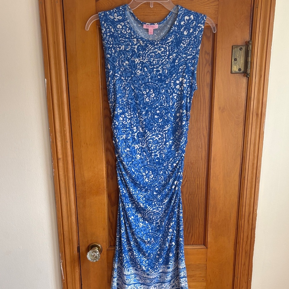 Lilly Pulitzer knee length body-con dress